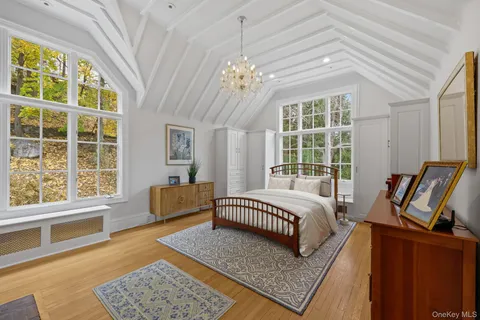 $3,495,000 | 51 Avon Road, Bronxville, NY 10708