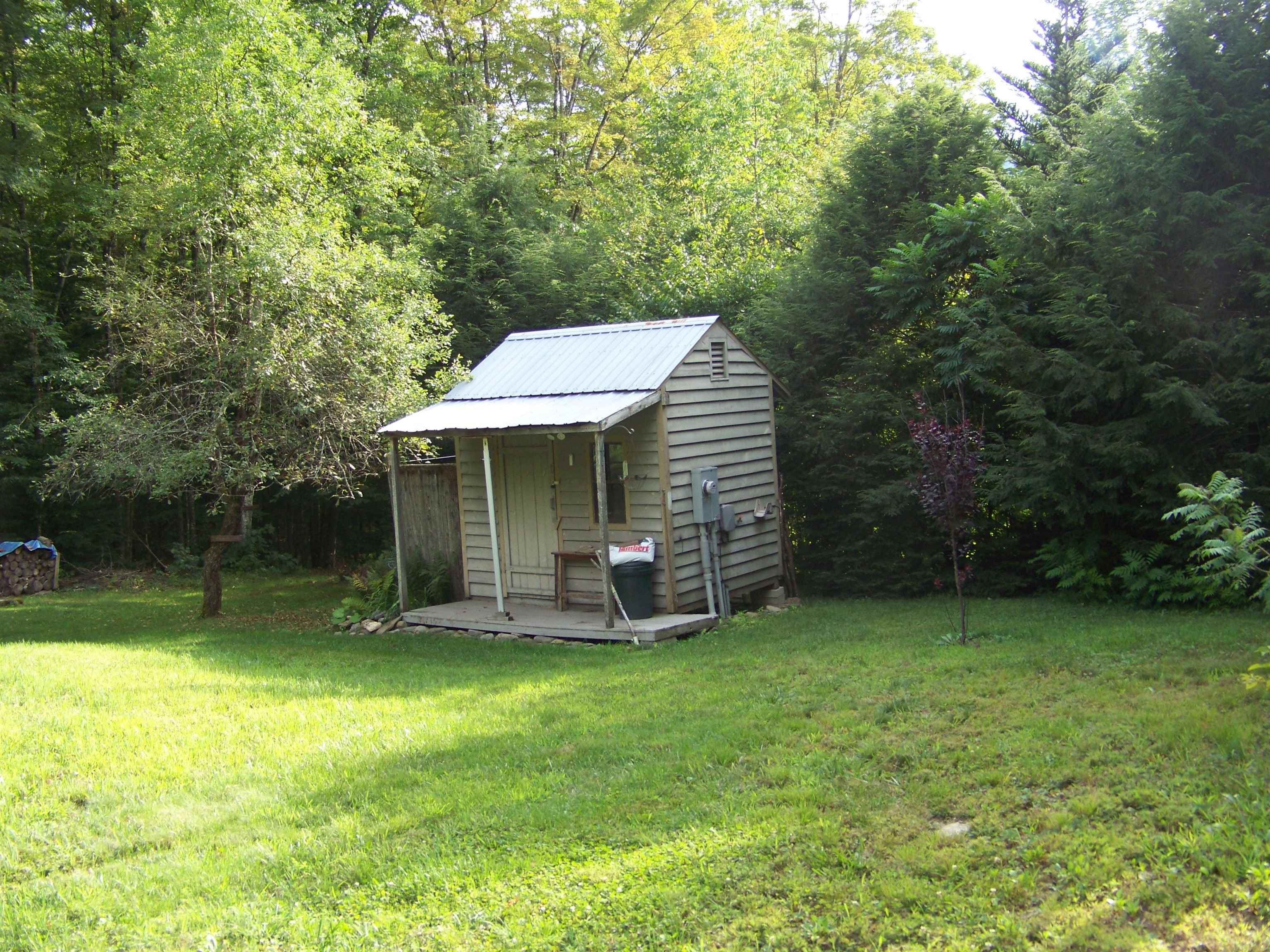 370 Marsh Brook Road Rochester, VT 05767 - Photo 4 of 18