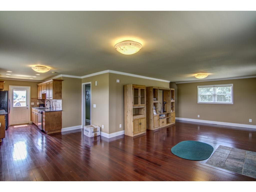 290 Riverside Road Bluff City, TN 37618 - Photo 11 of 23 Photo 11
