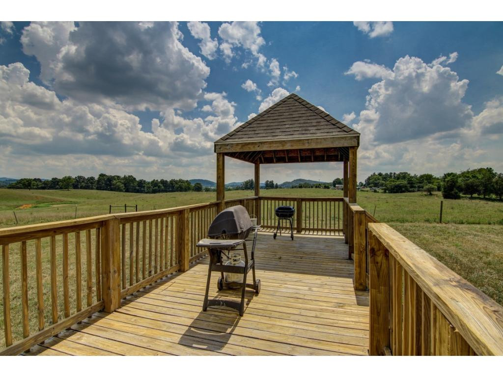 290 Riverside Road Bluff City, TN 37618 - Photo 8 of 23 Photo 8