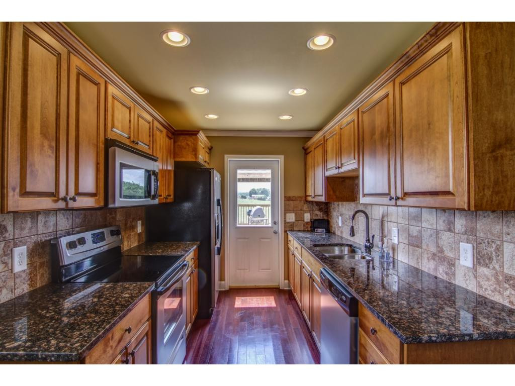 290 Riverside Road Bluff City, TN 37618 - Photo 9 of 23 Photo 9