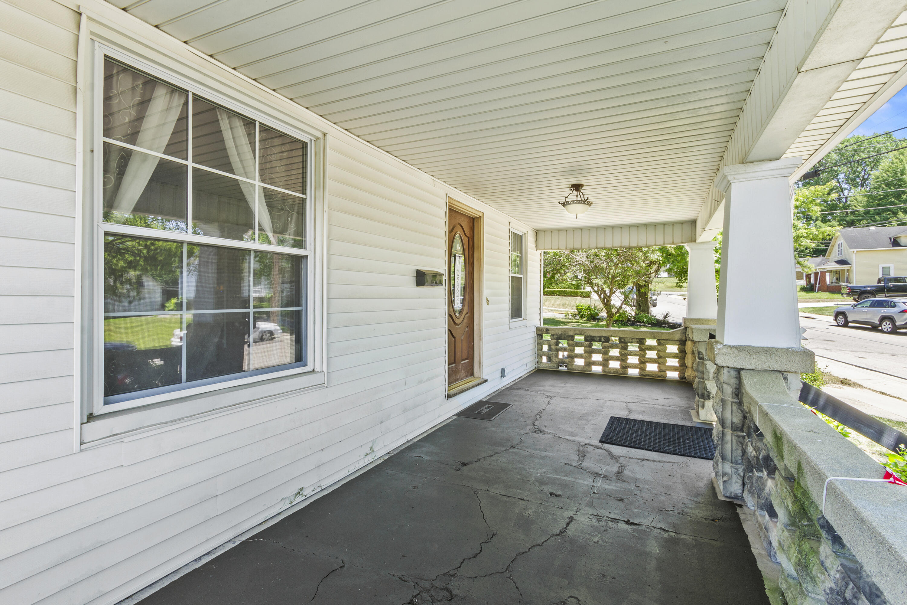 808 Fielding Road Sidney, OH 45365 - Photo 4 of 48
