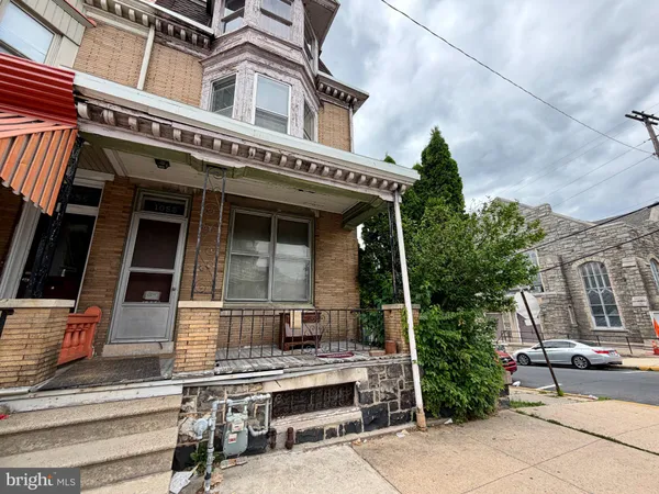 $139,900 | 1058 North 11th Street, Reading, PA 19604