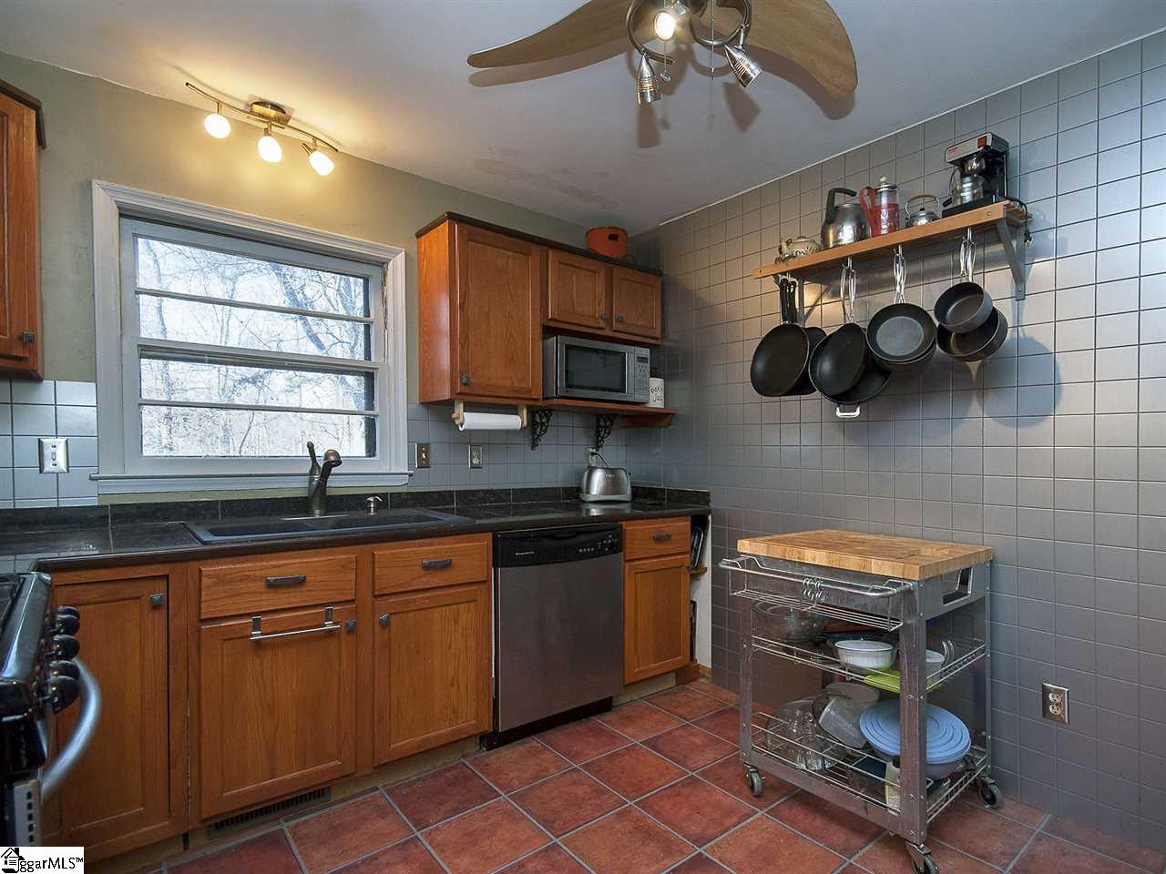 129 Blue Ridge Drive Fountain Inn, SC 29644 - Photo 8 of 22 Gallery Image 8