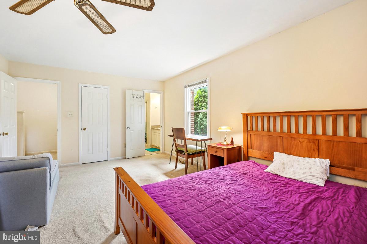 404 Tapawingo Road Southeast Vienna, VA 22180 - Photo 19 of 44