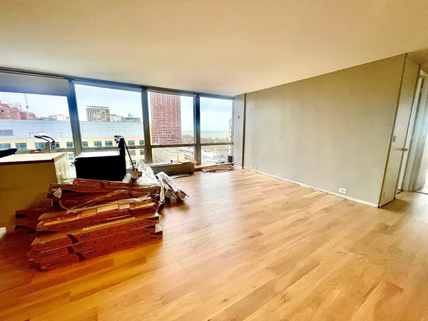 $3,800 | 330 West Diversey Parkway, Unit 1508, Chicago, IL 60657