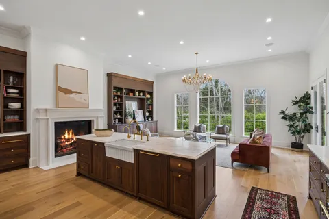 $5,950,000 | 2122 Old Hickory Boulevard, Nashville, TN 37215
