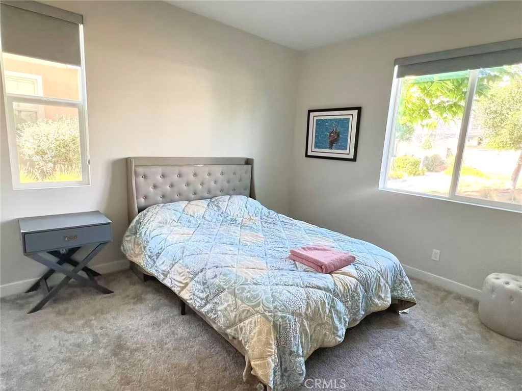 218 Keeper Irvine, CA 92618 - Photo 3 of 6