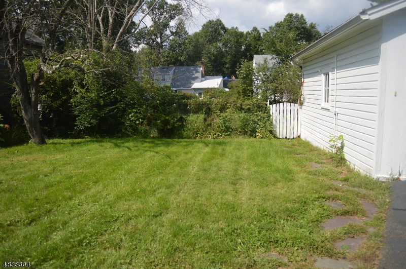5 Gates Avenue Summit, NJ 07901 - Photo 24 of 24 a view of a back yard