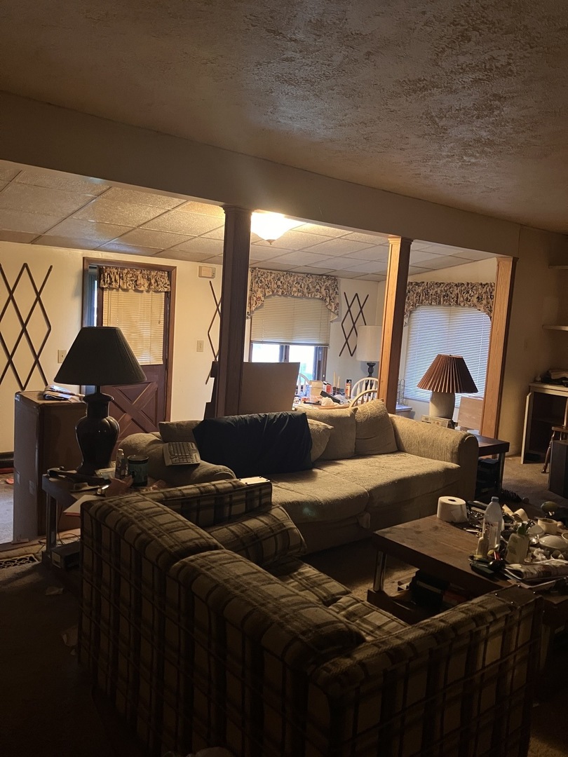 412 Meadow Lane Lake Zurich, IL 60047 - Photo 6 of 9