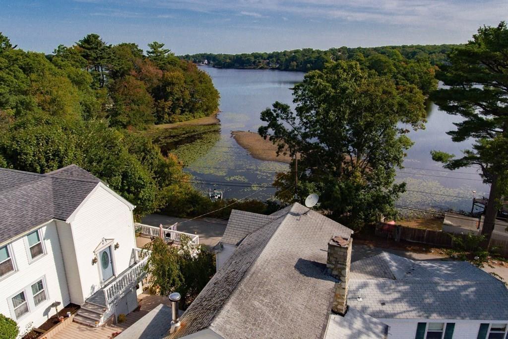 38 Seaver Road Weymouth, MA 02189 - Photo 4 of 41 Gallery Image 4