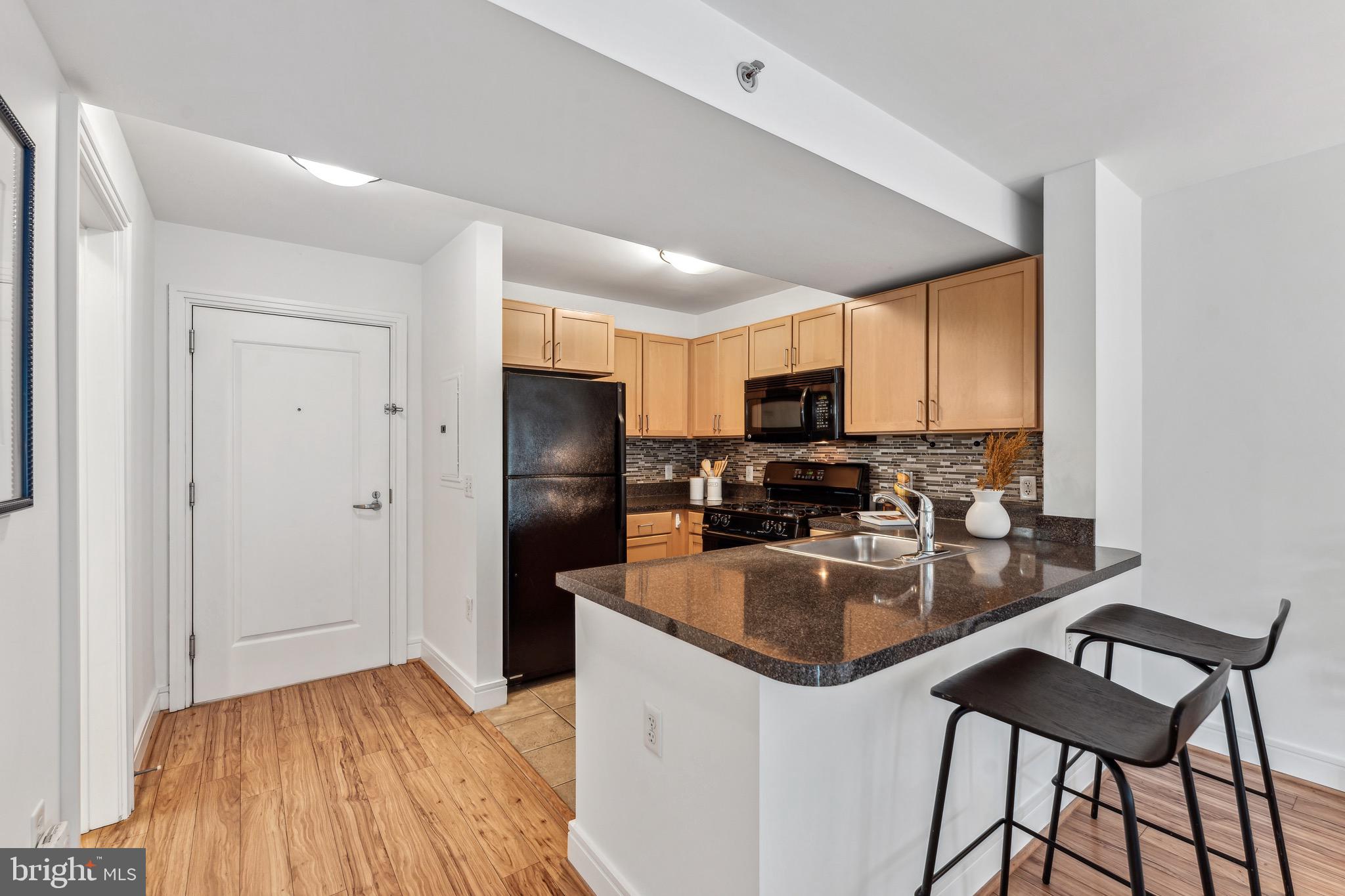 800 4th Street Southwest, Unit N422 Washington, DC 20024 - Photo 6 of 21