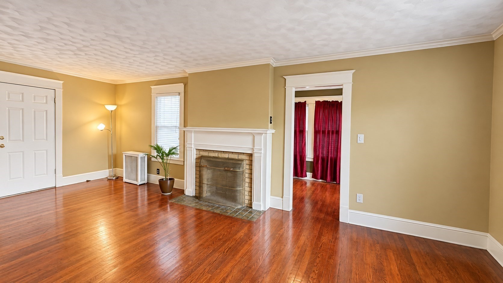 25 Wexford Street Springfield, MA 01118 - Photo 11 of 42 Gallery Image 11