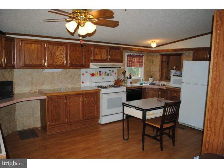 27 Deer Run Road Nottingham, PA 19362 - Photo 2 of 11