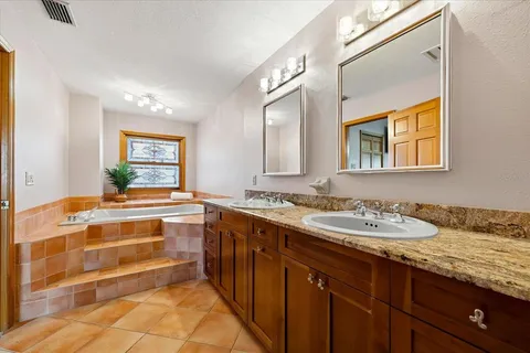 $1,250,000 | 2917 Sandpiper Place, Clearwater, FL 33762