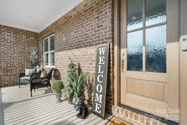 $415,000 | 5324 Stonewood Drive, Hickory, NC 28602