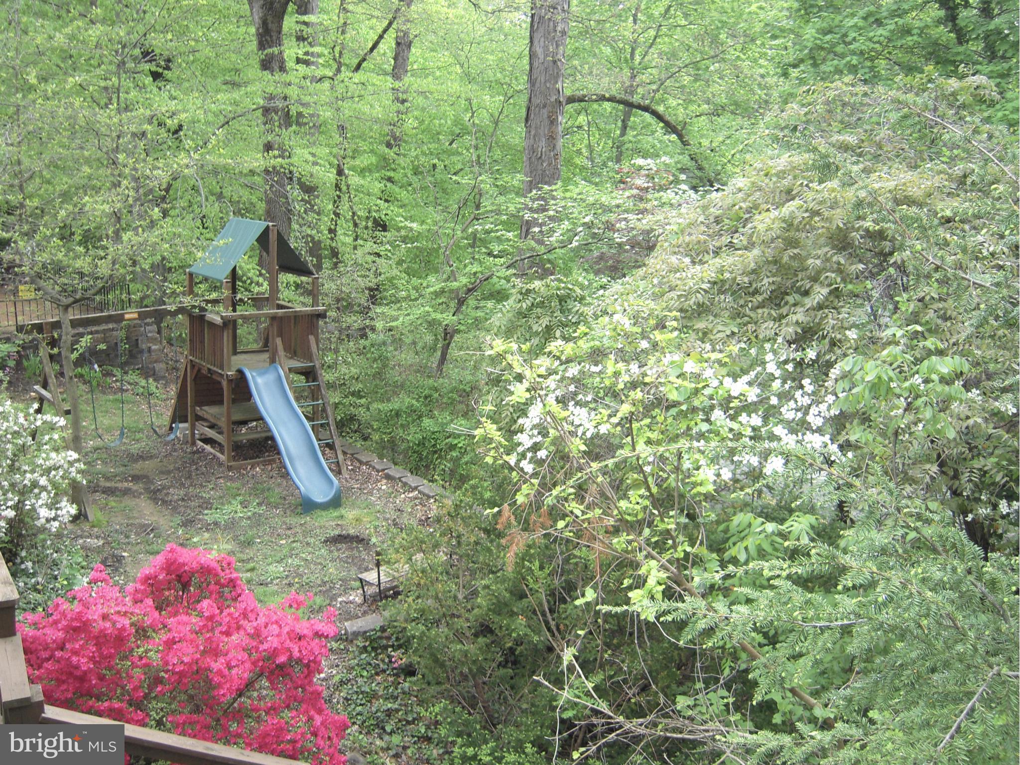 615 Horncrest Road Towson, MD 21204 - Photo 20 of 22 Level play area off the lower deck
