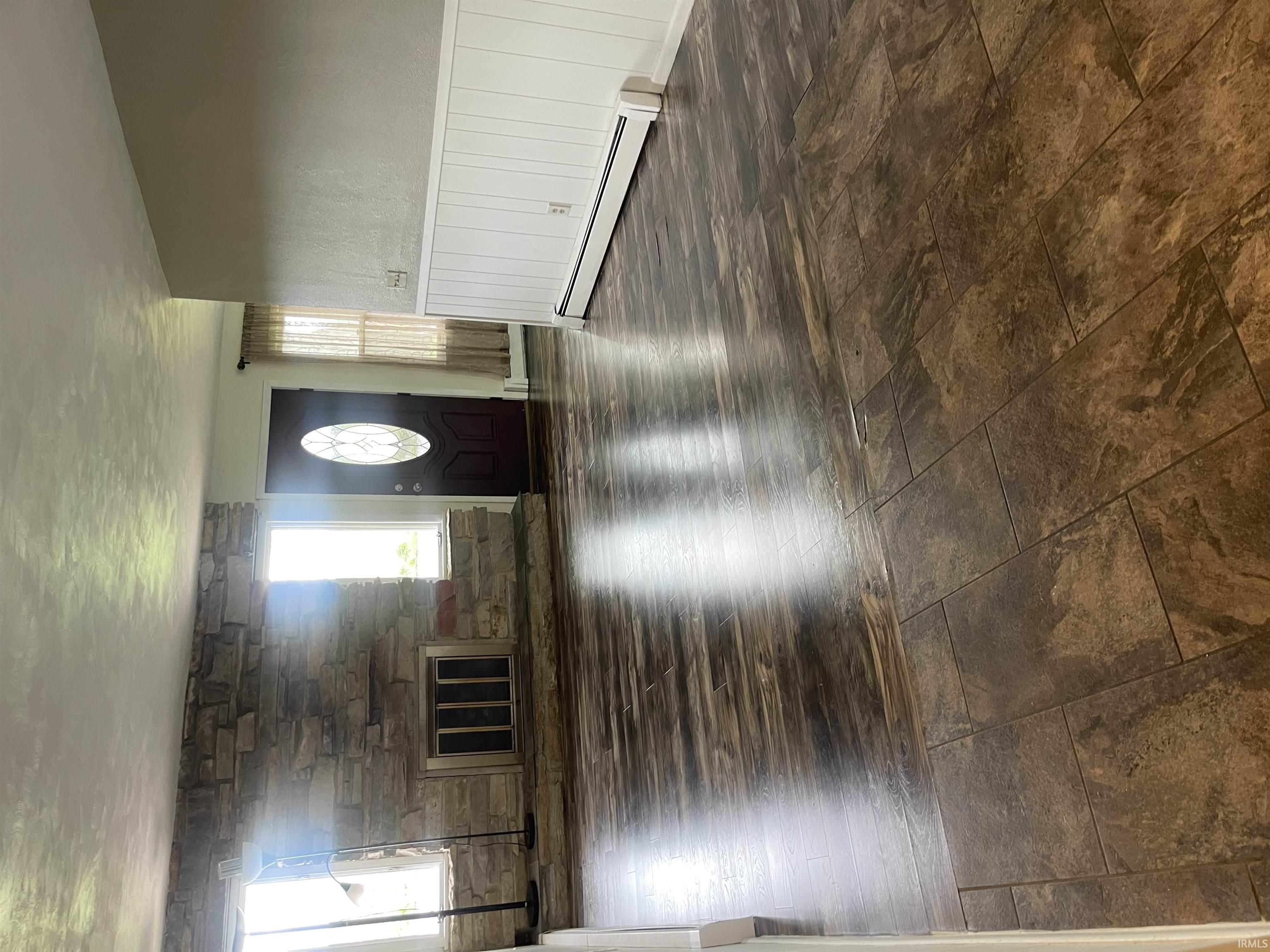 65923 Kenilworth Road Lakeville, IN 46536 - Photo 12 of 23 Gallery Image 12