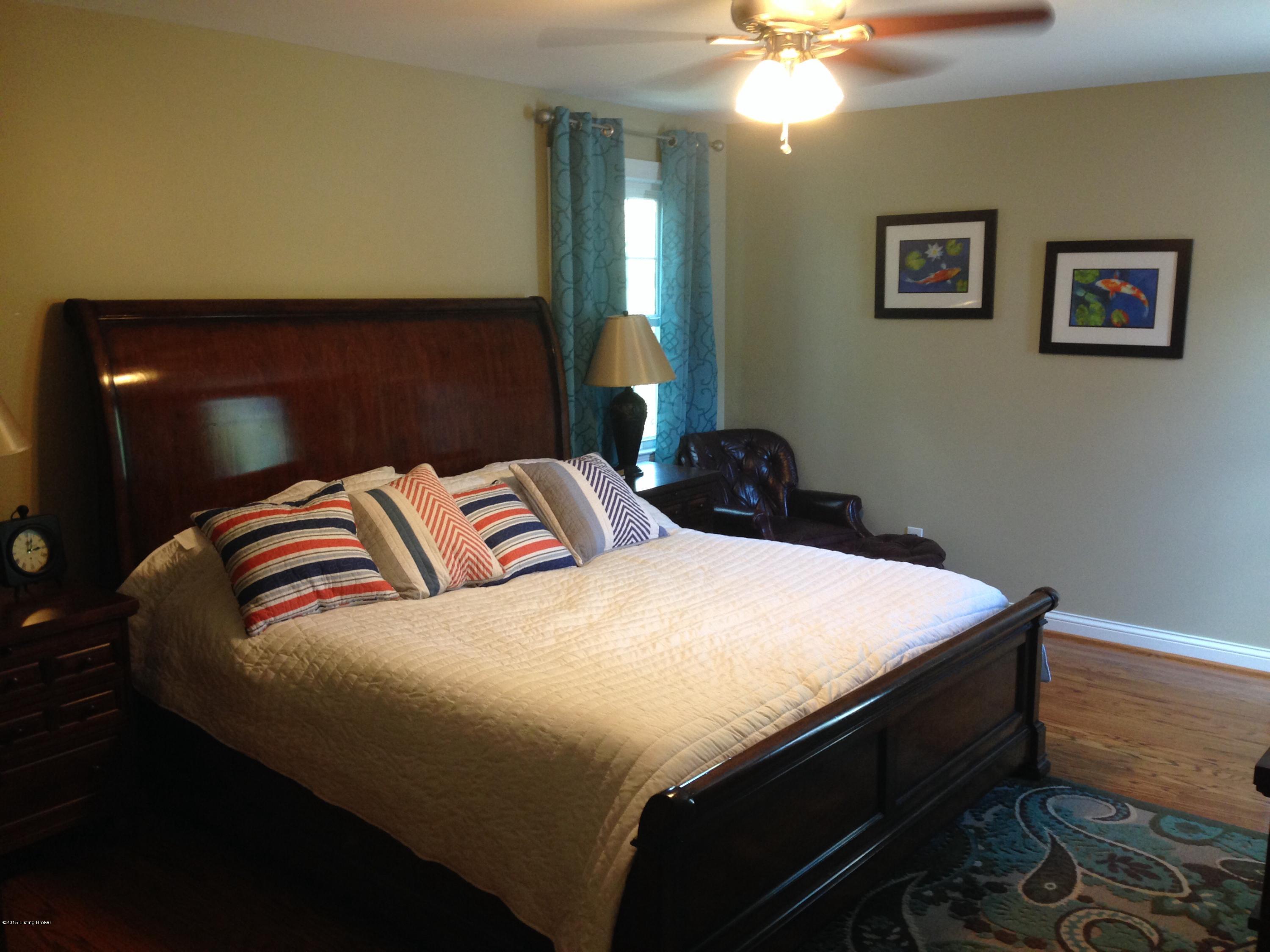 413 Oread Road Louisville, KY 40207 - Photo 29 of 33 image