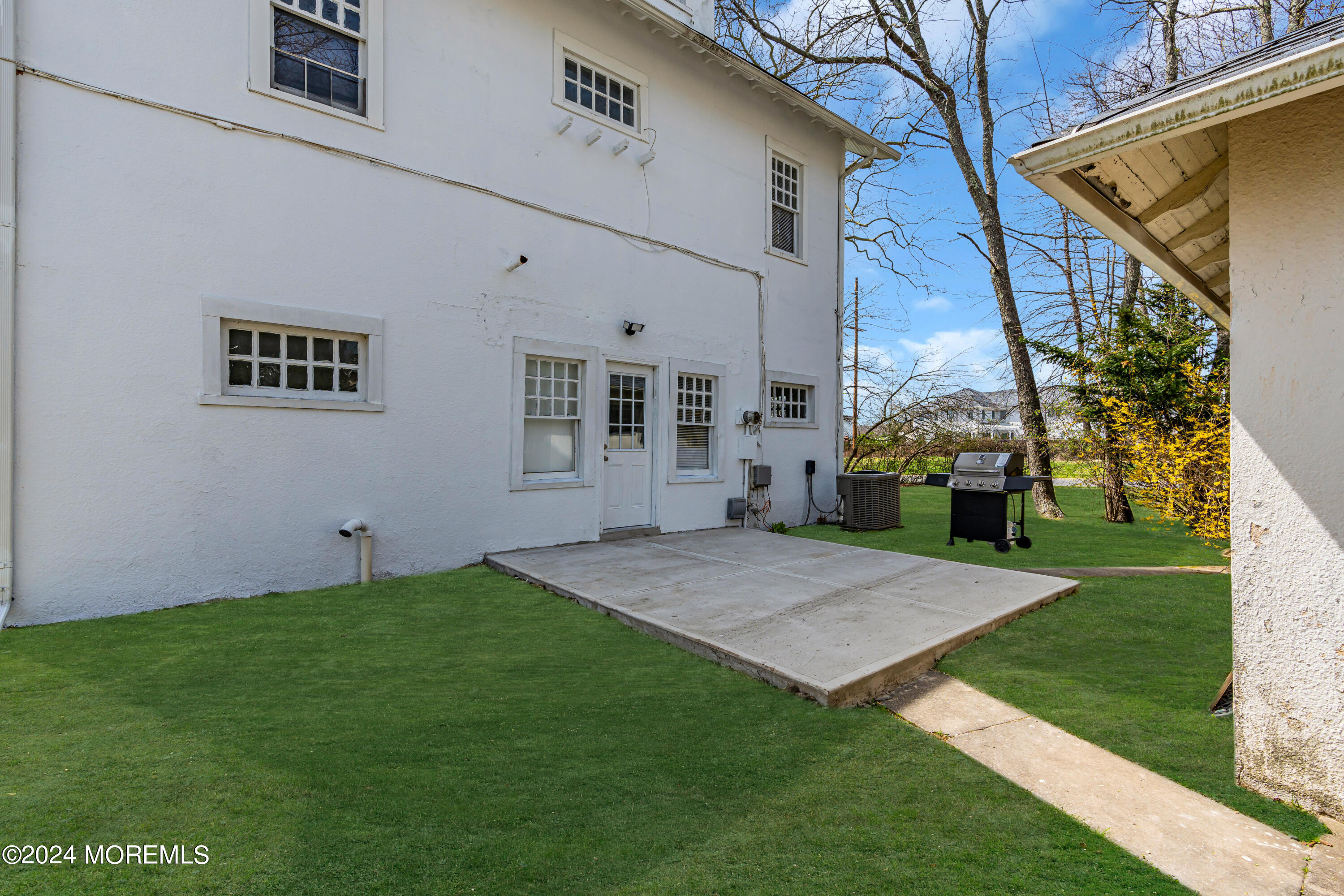 17 Lakeview Road Deal, NJ 07723 - Photo 30 of 30 a view of back yard of the house