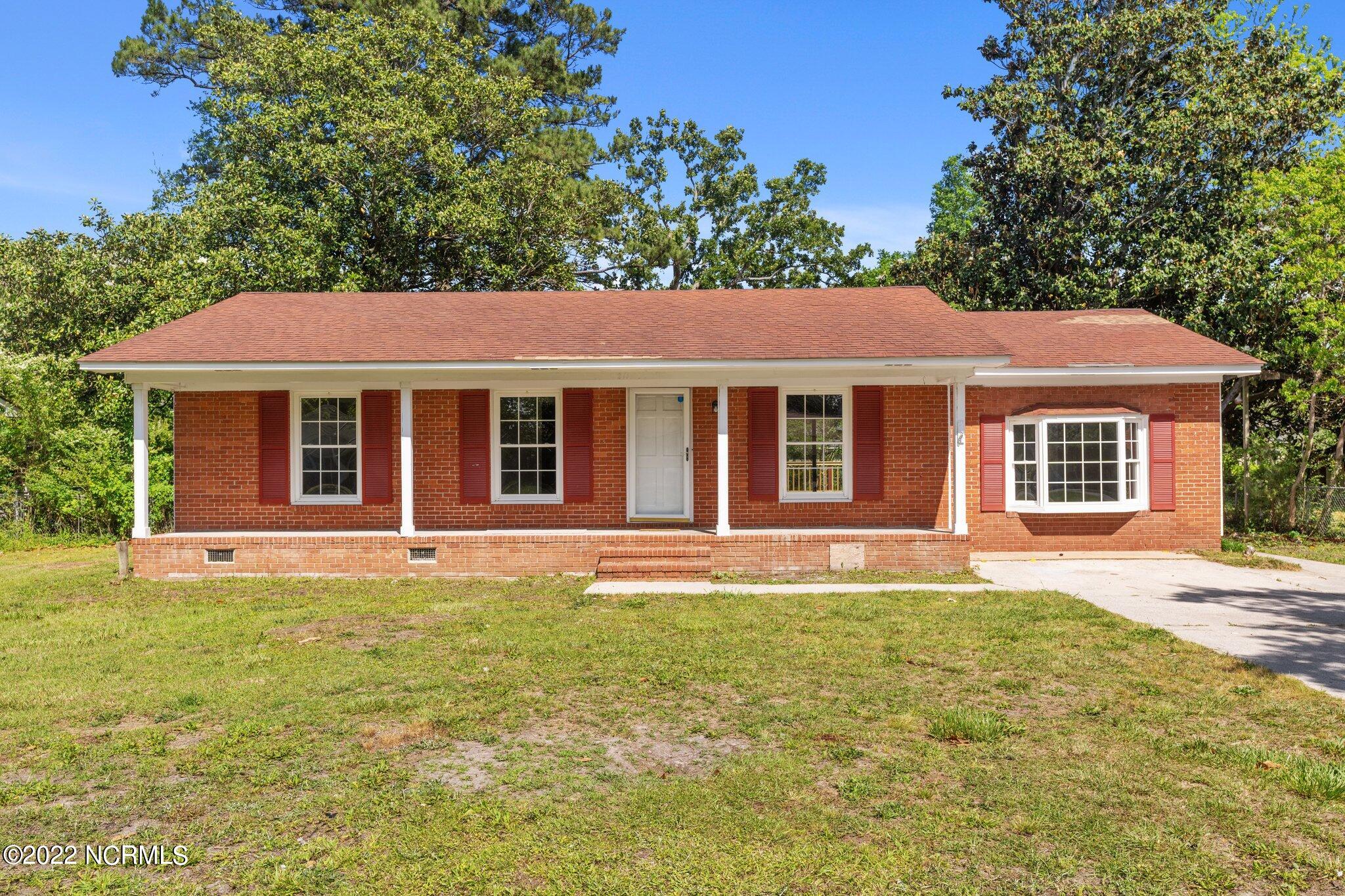 211 Pine Dale Road Havelock, NC 28532 - Photo 1 of 23 Front