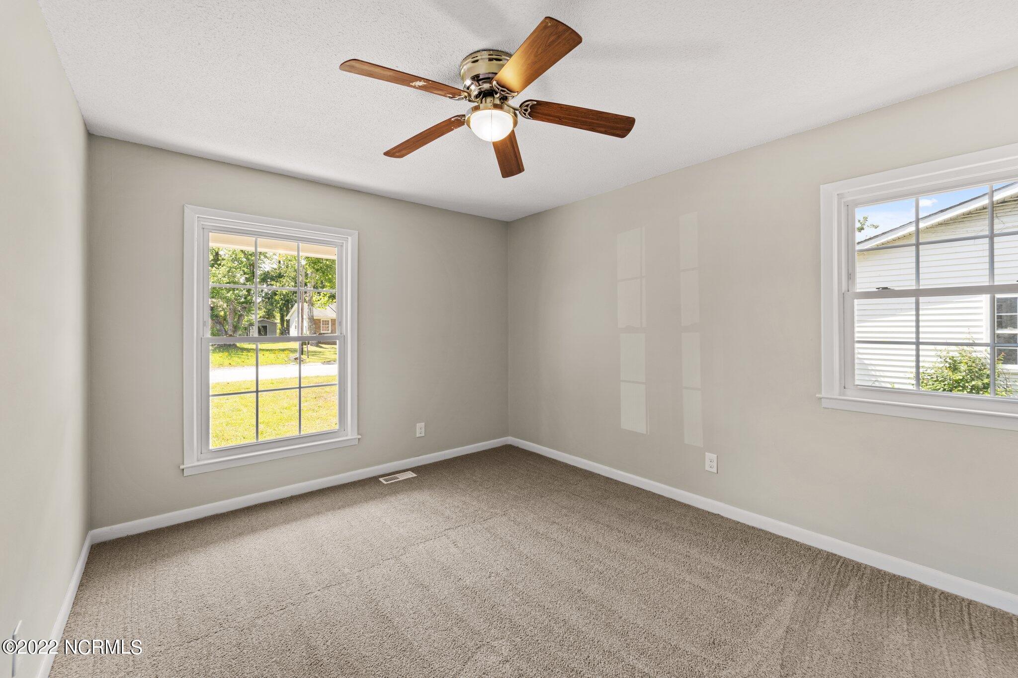 211 Pine Dale Road Havelock, NC 28532 - Photo 16 of 23 25-web-or-mls-A1C00064