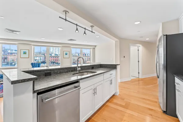 $879,000 | 25 High Street, Unit 415, Portland, ME 04101
