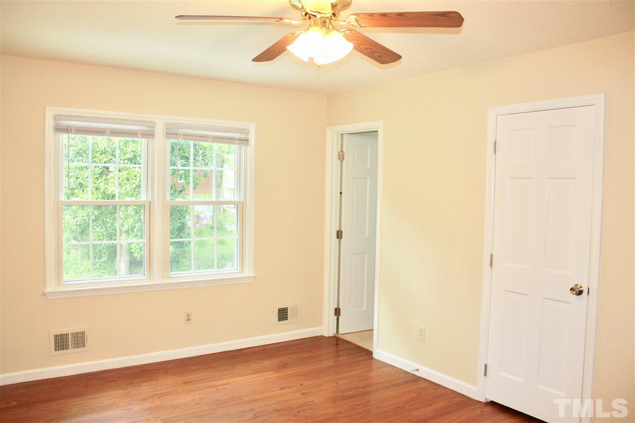 1009 Pebblebrook Drive Raleigh, NC 27609 - Photo 21 of 25