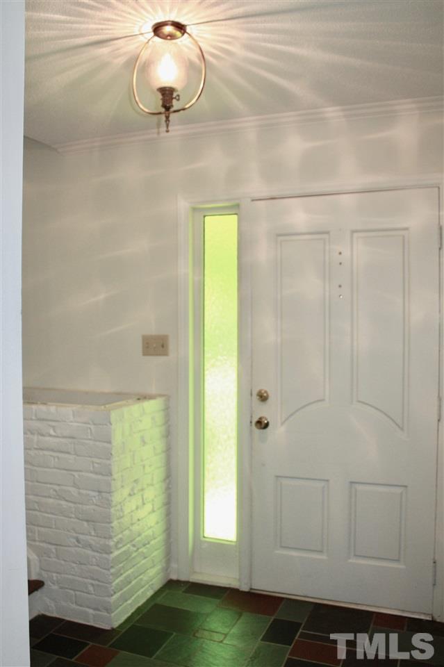 1009 Pebblebrook Drive Raleigh, NC 27609 - Photo 5 of 25