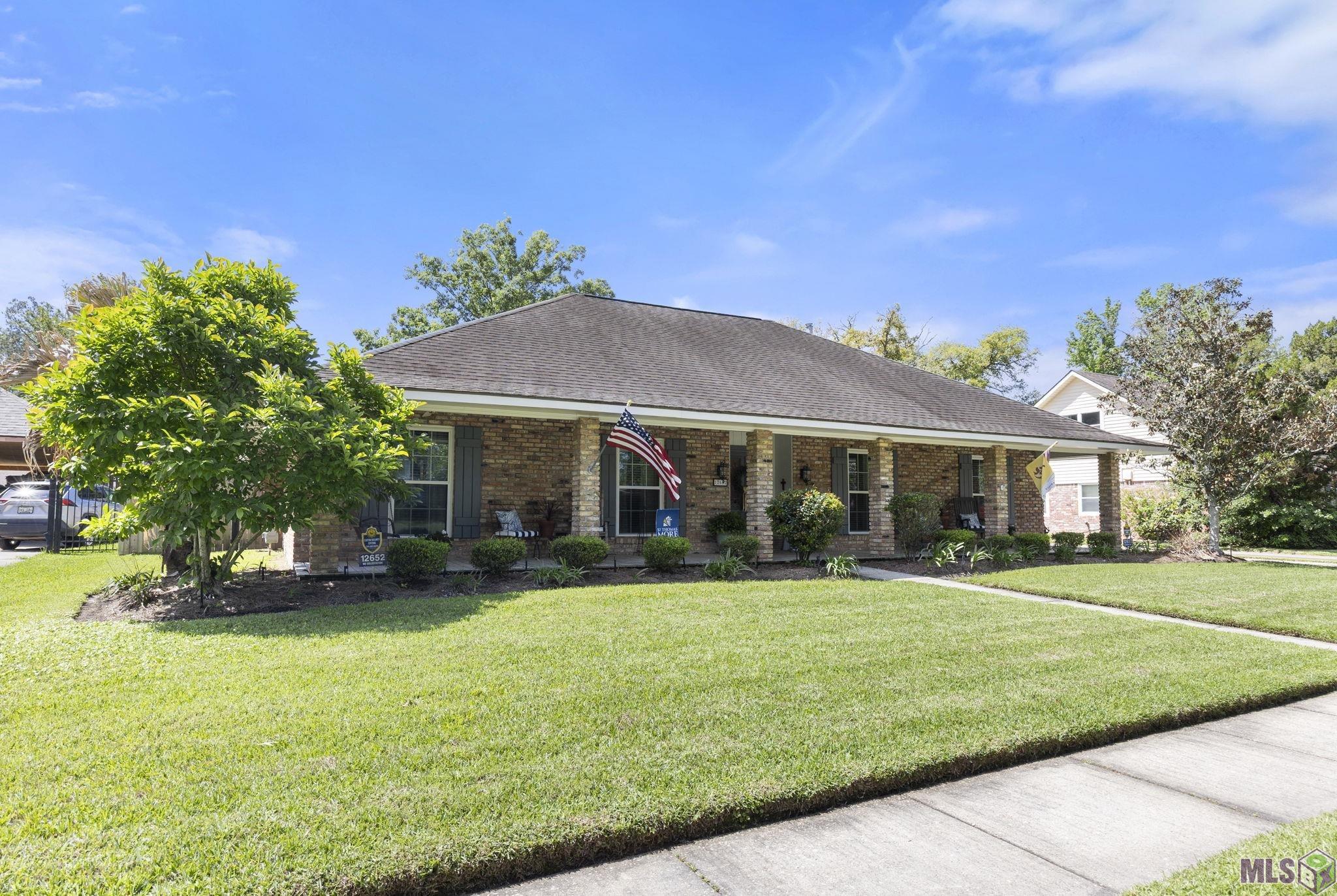 12652 Warwick Avenue Baton Rouge, LA 70815 - Photo 2 of 28