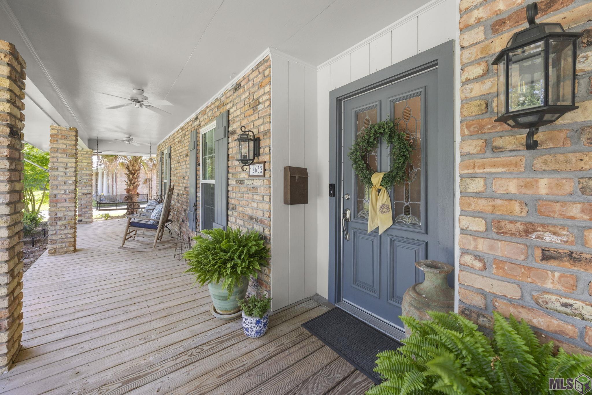 12652 Warwick Avenue Baton Rouge, LA 70815 - Photo 4 of 28