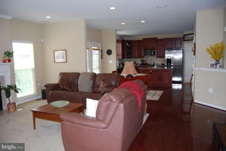 504 Woodrow Road Winchester, VA 22602 - Photo 2 of 17 Great Room