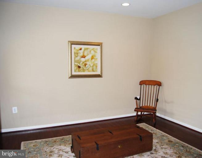 504 Woodrow Road Winchester, VA 22602 - Photo 12 of 17 Living Room