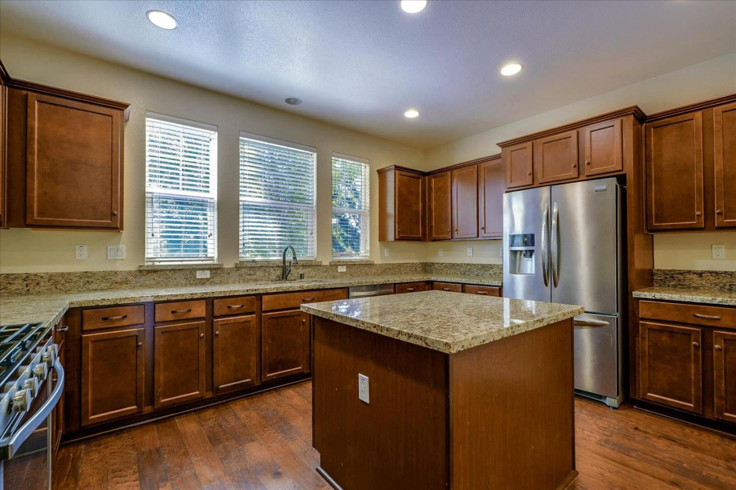 2028 Privet Way Santa Rosa, CA 95404 - Photo 12 of 44 Gallery Image 12