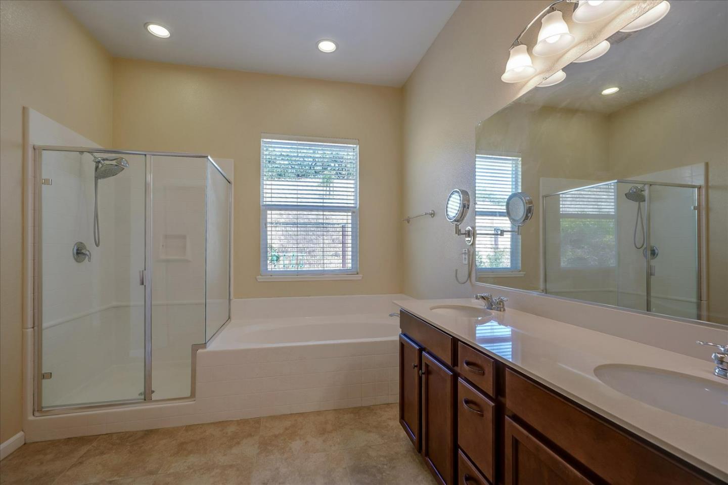 2028 Privet Way Santa Rosa, CA 95404 - Photo 32 of 44 Gallery Image 32