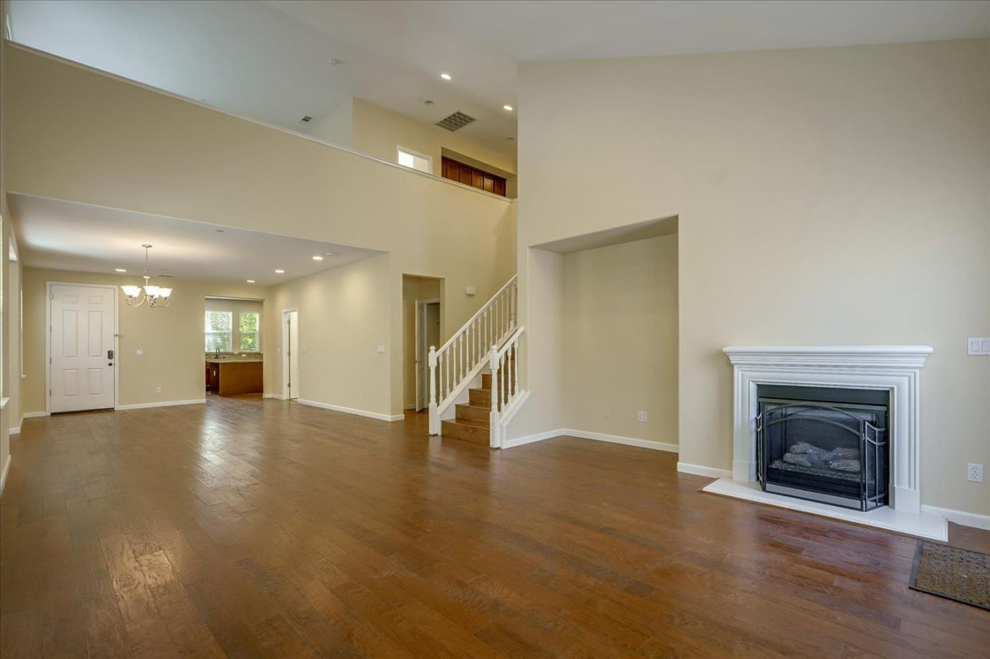 2028 Privet Way Santa Rosa, CA 95404 - Photo 7 of 44 Gallery Image 7