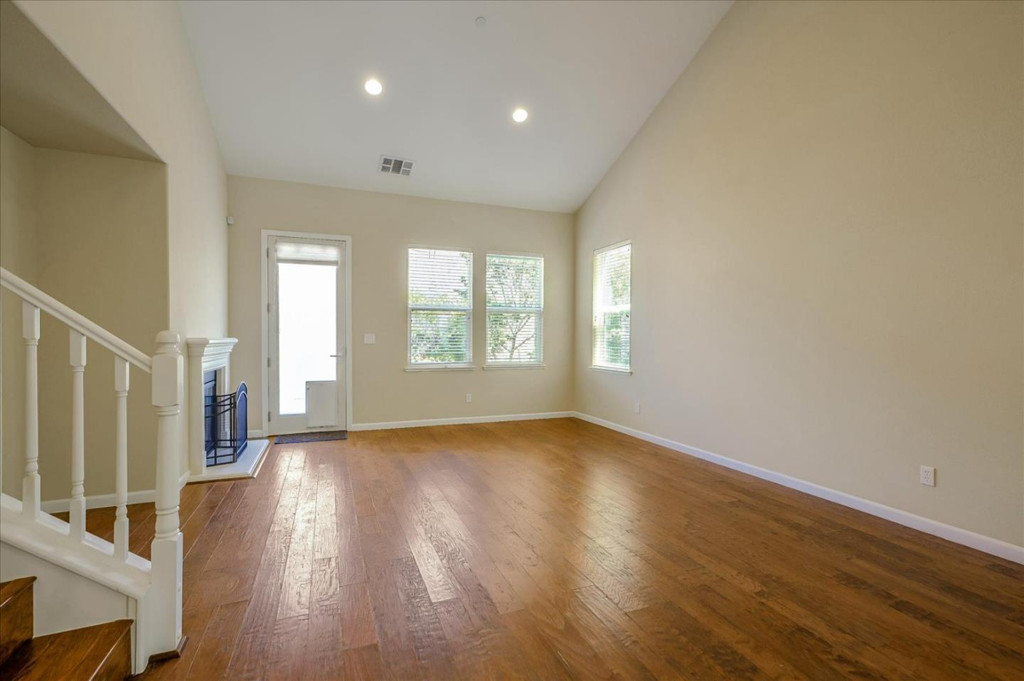 2028 Privet Way Santa Rosa, CA 95404 - Photo 9 of 44 Gallery Image 9