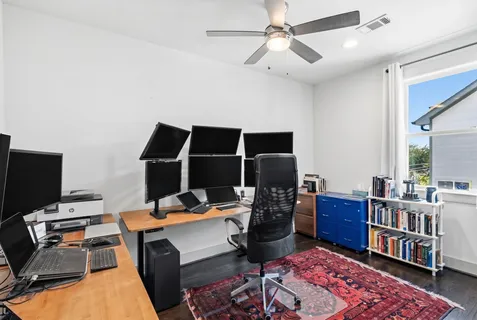 $624,900 | 916 Yale Street, Unit A, Houston, TX 77008