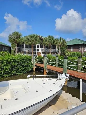 $450,000 | 305 North Storter Avenue, Everglades City, FL 34139