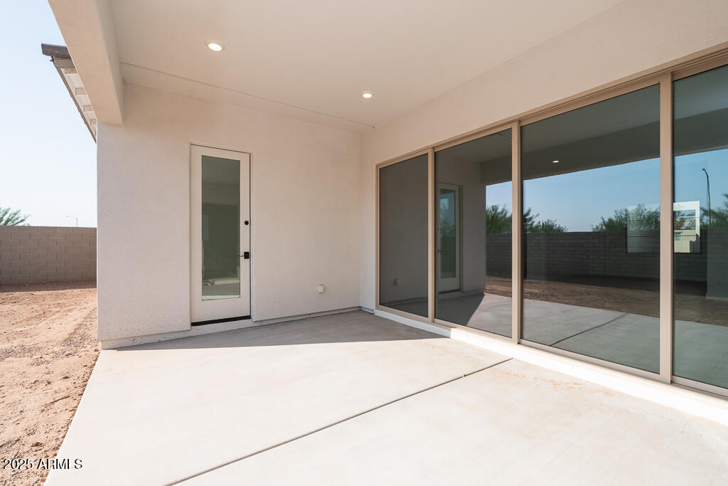 9389 South Dutchman Drive Apache Junction, AZ 85120 - Photo 21 of 23 Tri Pointe Blossom Rock 554 - Covered Ou