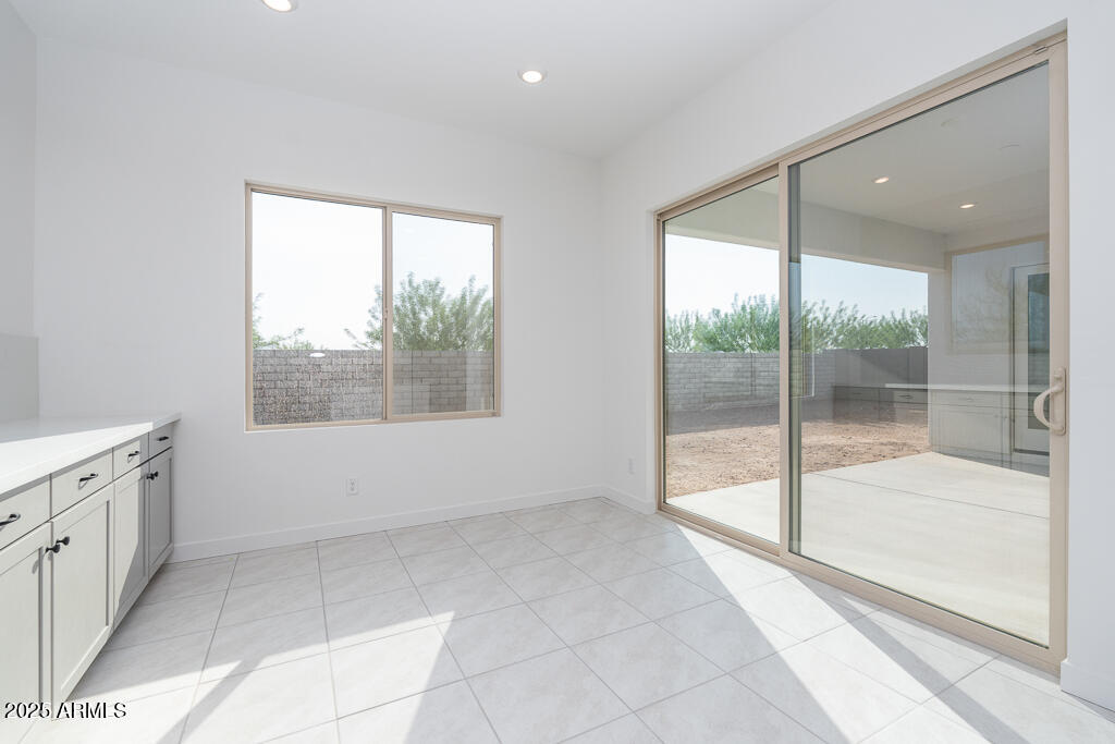 9389 South Dutchman Drive Apache Junction, AZ 85120 - Photo 6 of 23 Tri Pointe Blossom Rock 554 - Extended D