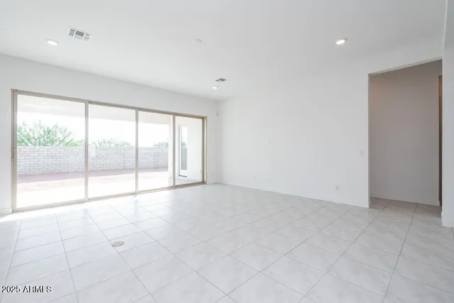 $724,972 | 9389 South Dutchman Drive, Apache Junction, AZ 85120