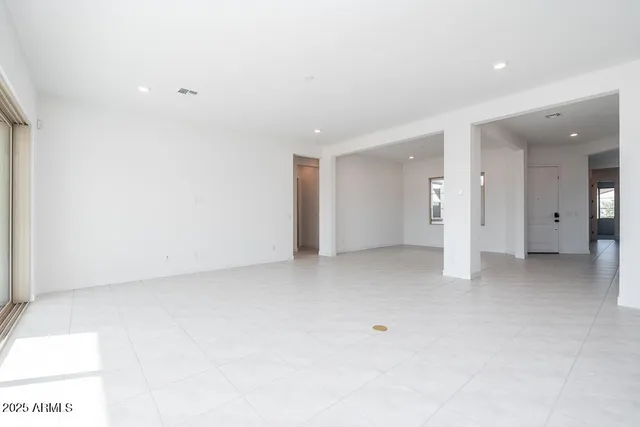 $724,972 | 9389 South Dutchman Drive, Apache Junction, AZ 85120