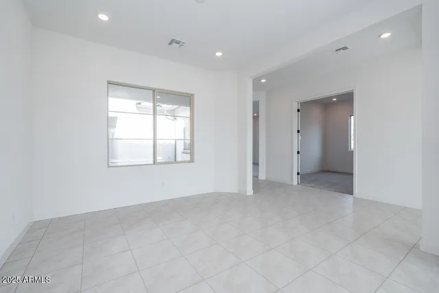 $724,972 | 9389 South Dutchman Drive, Apache Junction, AZ 85120