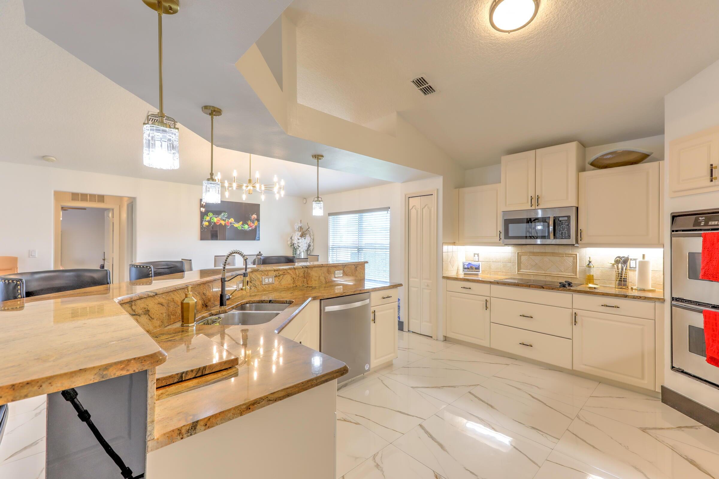 2725 Southwest Somber Road Port St. Lucie, FL 34953 - Photo 19 of 46 KITCHEN