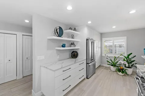 $299,900 | 49 Eastgate Drive, Unit B, Boynton Beach, FL 33436