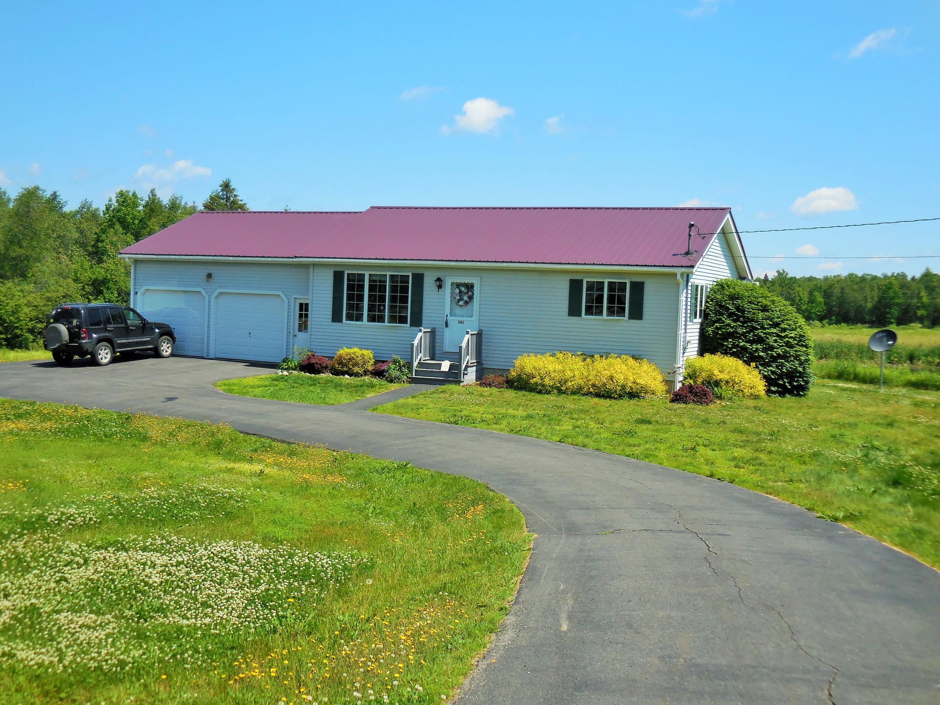 561 North Dexter Road Dexter, ME 04930 - Photo 2 of 33 2