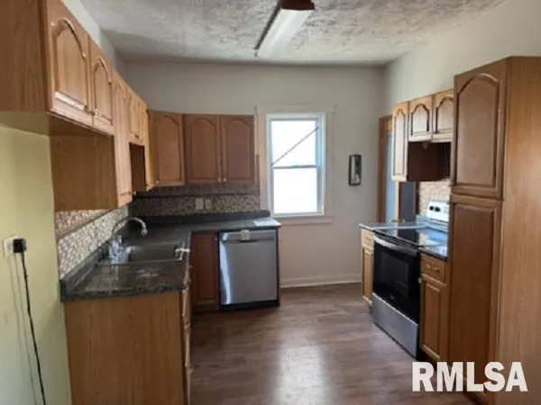 $86,500 | 1513 Spruce Street, Quincy, IL 62301