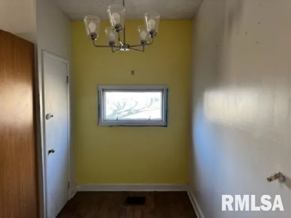 $86,500 | 1513 Spruce Street, Quincy, IL 62301