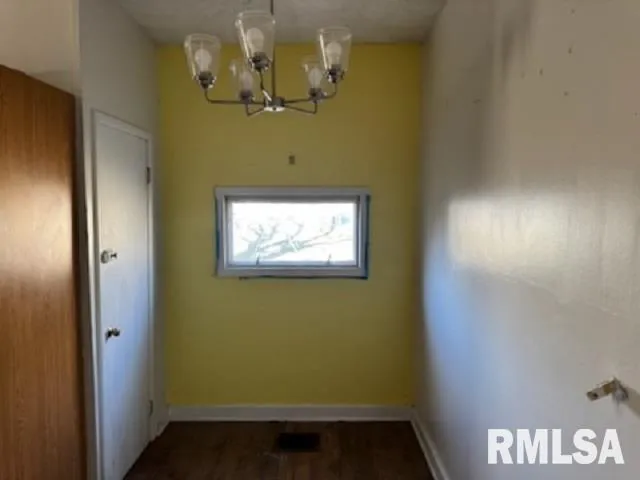 $120,000 | 1513 Spruce Street, Quincy, IL 62301